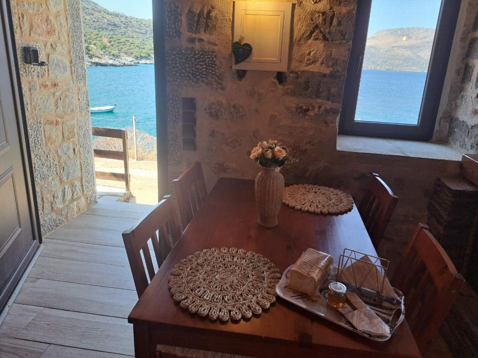 Villa Lagkadaki Sea View Argilia ภายนอก รูปภาพ